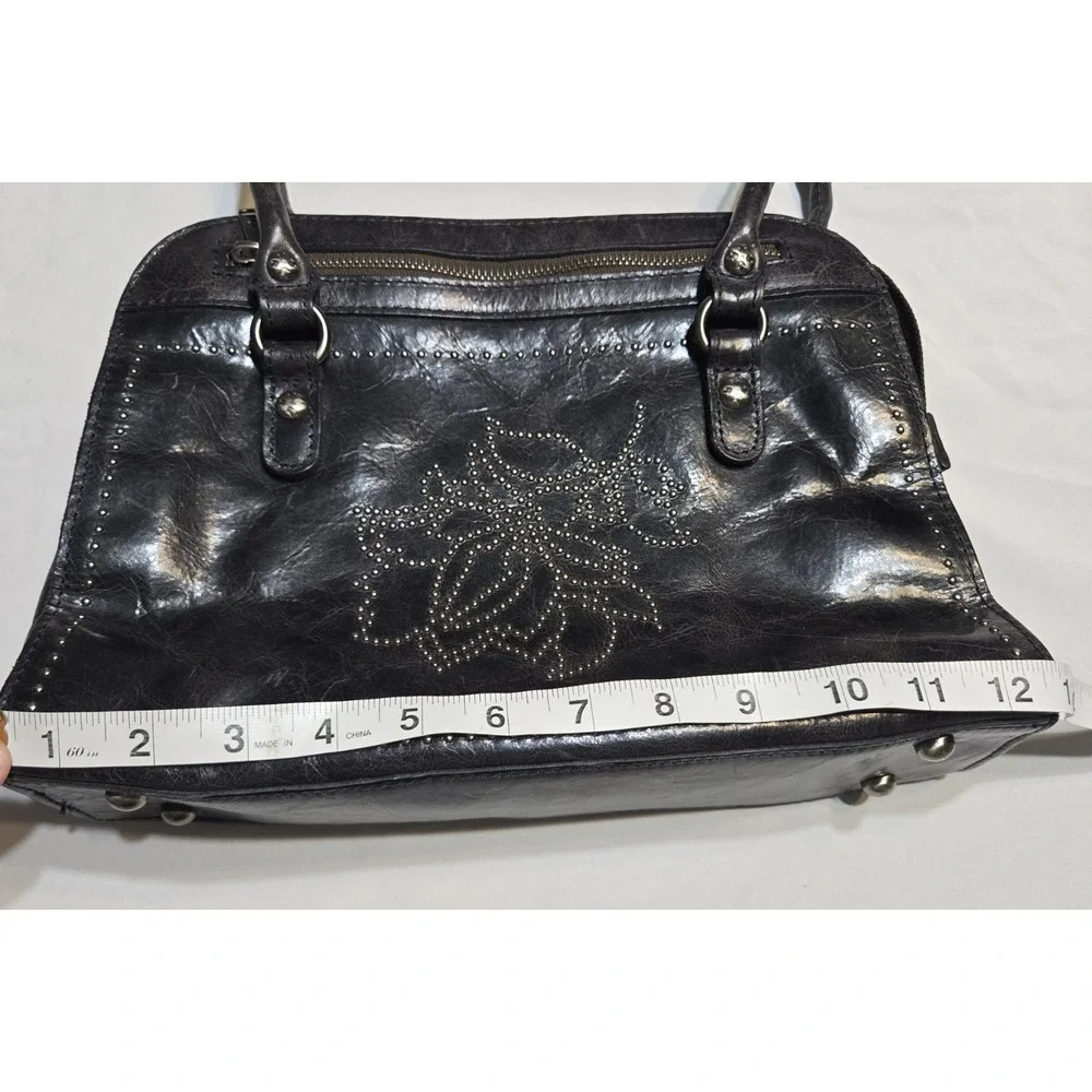 Patricia Nash Studded Distressed Glaze Calvi Satchel Black Leather Lined Zip Up